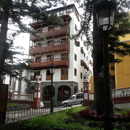 Plaza Apartment